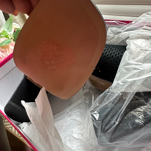 Vince Camuto bootie . Suede . Size 7 . New 2 pairs - Picture 8 of 9